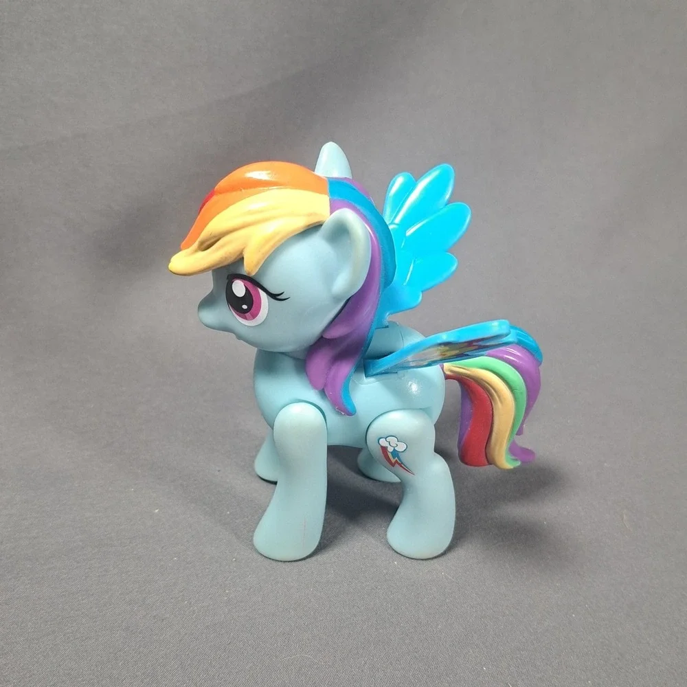 My‎ Little Pony Rainbow Dash Blue Pegasus Figure Rolling Action Toy G4 MLP 3.5